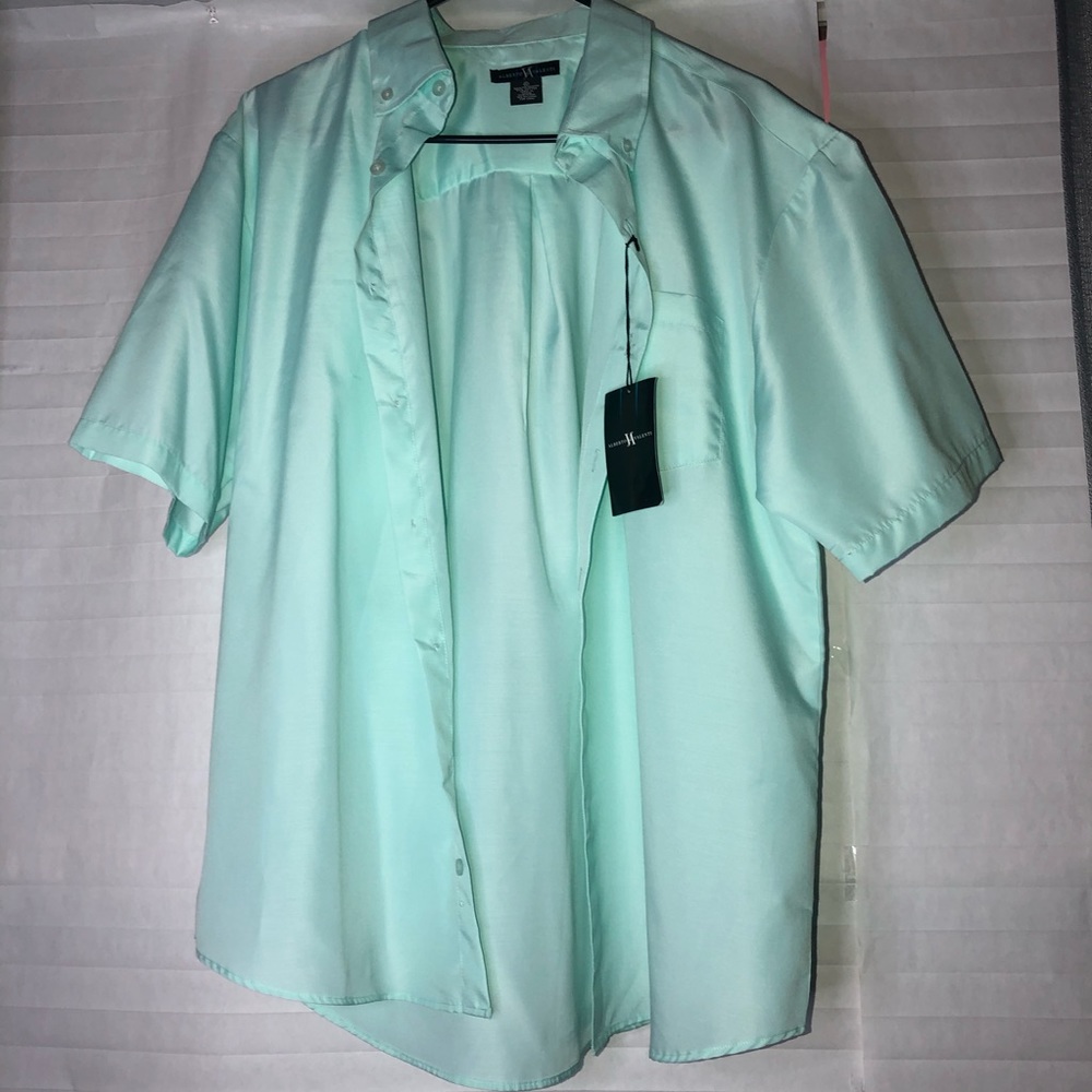 Button down  Shirt - Picture 2 of 2